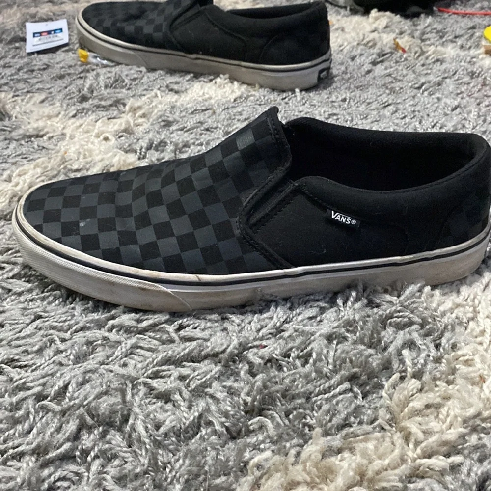 Vans - Picture 5 of 8